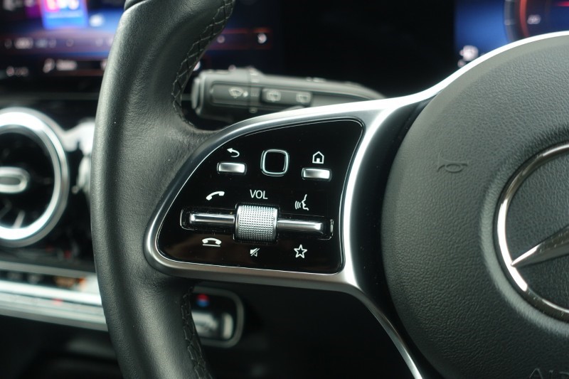 2021 (71) MERCEDES-BENZ GLA 180 Sport Executive 5dr Auto 4756511