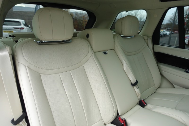 2022 (72) LAND ROVER RANGE ROVER 3.0 P440e Autobiography 4dr Auto 4773941