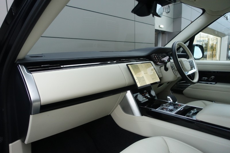 2022 (72) LAND ROVER RANGE ROVER 3.0 P440e Autobiography 4dr Auto 4773948