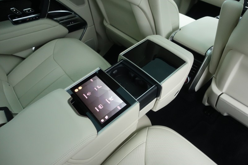 2022 (72) LAND ROVER RANGE ROVER 3.0 P440e Autobiography 4dr Auto 4773942