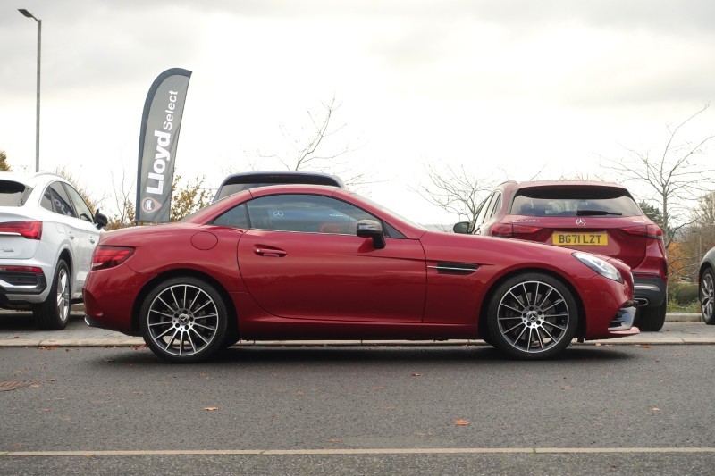 2017 (17) MERCEDES-BENZ SLC 200 AMG Line 2dr 9G-Tronic 4756229