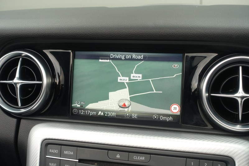 2017 (17) MERCEDES-BENZ SLC 200 AMG Line 2dr 9G-Tronic 4756220