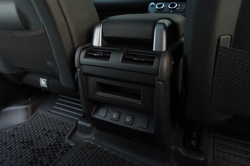 2024 (24) LAND ROVER DEFENDER 3.0 D250 X-Dynamic HSE 110 5dr Auto 4759506