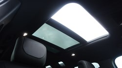 2024 (24) LAND ROVER DEFENDER 3.0 D250 X-Dynamic HSE 110 5dr Auto 4759540