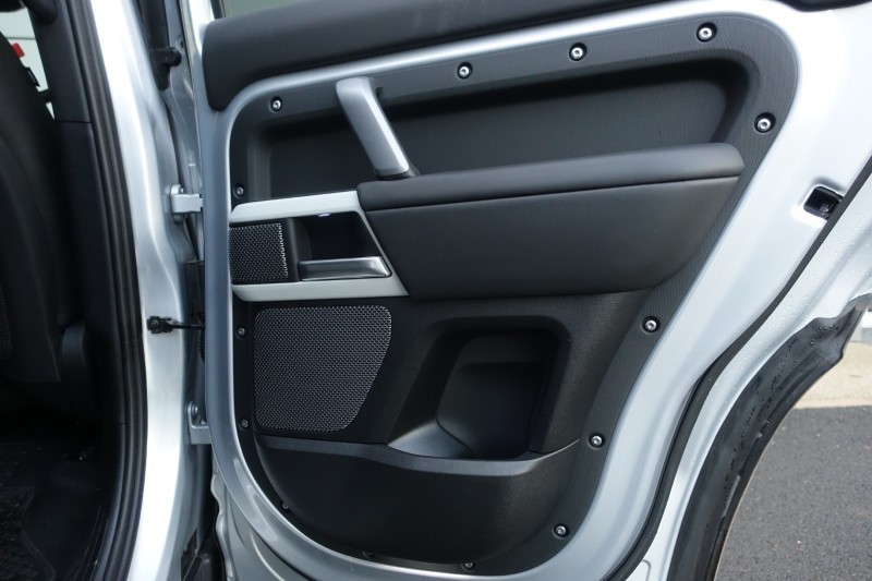 2024 (24) LAND ROVER DEFENDER 3.0 D250 X-Dynamic HSE 110 5dr Auto 4759545