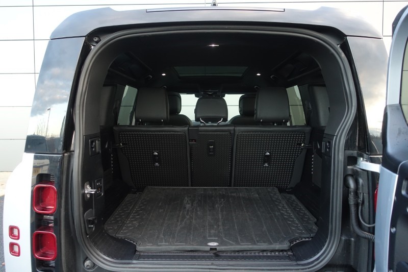 2024 (24) LAND ROVER DEFENDER 3.0 D250 X-Dynamic HSE 110 5dr Auto 4759498