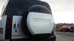 2024 (24) LAND ROVER DEFENDER 3.0 D250 X-Dynamic HSE 110 5dr Auto 4759516