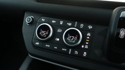 2024 (24) LAND ROVER DEFENDER 3.0 D250 X-Dynamic HSE 110 5dr Auto 4759536