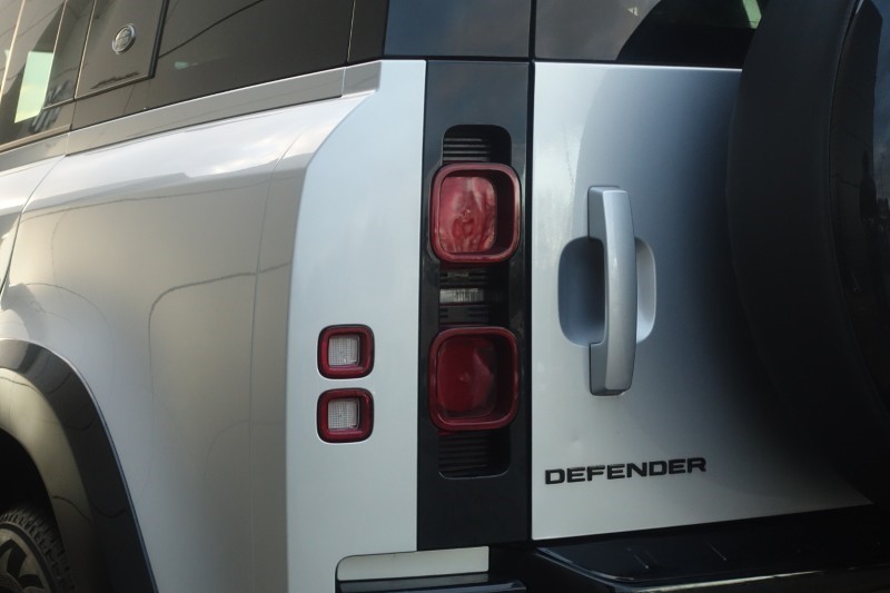 2024 (24) LAND ROVER DEFENDER 3.0 D250 X-Dynamic HSE 110 5dr Auto 4759507