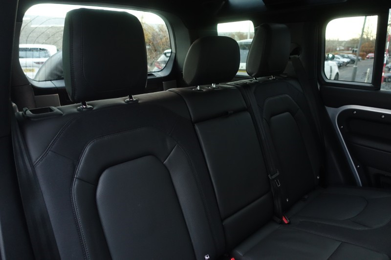2024 (24) LAND ROVER DEFENDER 3.0 D250 X-Dynamic HSE 110 5dr Auto 4759547