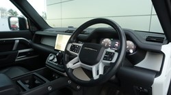 2024 (24) LAND ROVER DEFENDER 3.0 D250 X-Dynamic HSE 110 5dr Auto 4759537
