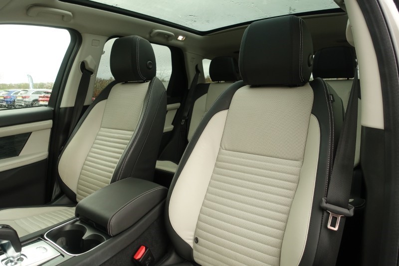 2022 (72) LAND ROVER DISCOVERY SPORT 1.5 P300e R-Dynamic HSE 5dr Auto [5 Seat] 4807356