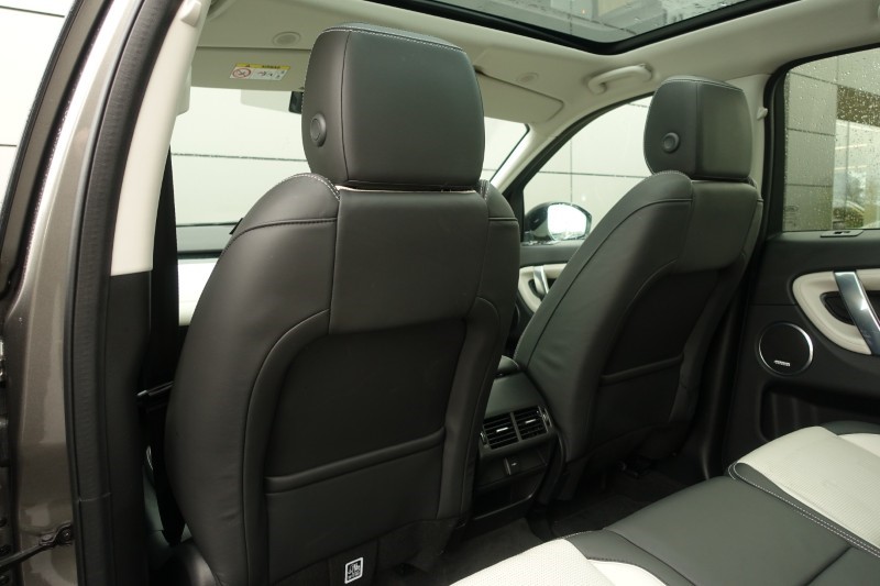 2022 (72) LAND ROVER DISCOVERY SPORT 1.5 P300e R-Dynamic HSE 5dr Auto [5 Seat] 4807351