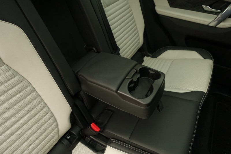 2022 (72) LAND ROVER DISCOVERY SPORT 1.5 P300e R-Dynamic HSE 5dr Auto [5 Seat] 4807349