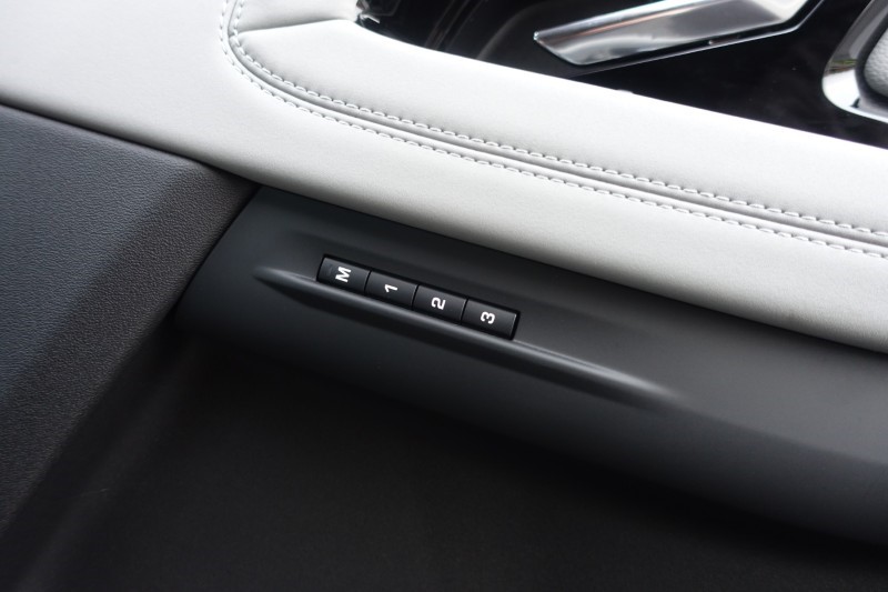 2022 (72) LAND ROVER RANGE ROVER EVOQUE 2.0 D200 R-Dynamic SE 5dr Auto 4773815