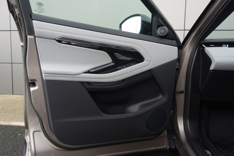 2022 (72) LAND ROVER RANGE ROVER EVOQUE 2.0 D200 R-Dynamic SE 5dr Auto 4773824