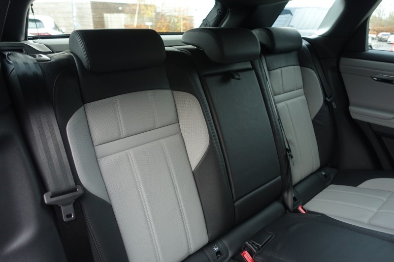 2022 (72) LAND ROVER RANGE ROVER EVOQUE 2.0 D200 R-Dynamic SE 5dr Auto 4773819