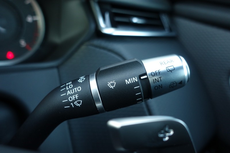 2022 (22) LAND ROVER RANGE ROVER VELAR 2.0 D200 Edition 5dr Auto 4812838