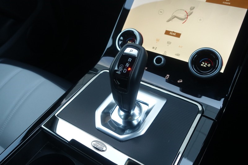 2022 (72) LAND ROVER RANGE ROVER EVOQUE 1.5 P300e Evoque Edition 5dr Auto 4798400