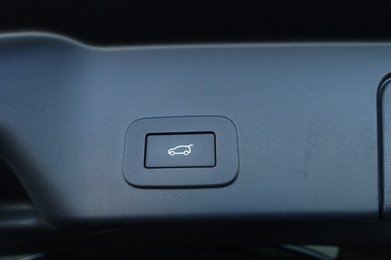 2022 (72) LAND ROVER RANGE ROVER EVOQUE 1.5 P300e Evoque Edition 5dr Auto 4798420