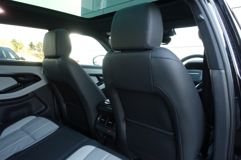 2022 (72) LAND ROVER RANGE ROVER EVOQUE 1.5 P300e Evoque Edition 5dr Auto 4798439