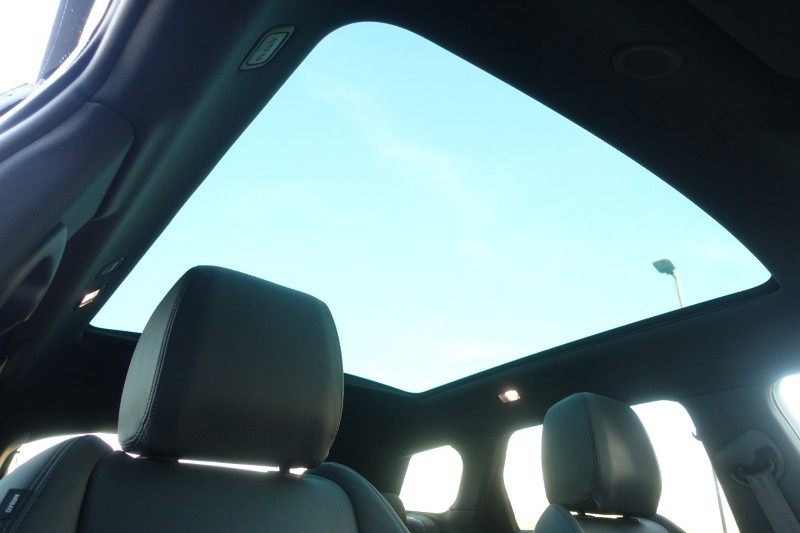 2022 (72) LAND ROVER RANGE ROVER EVOQUE 1.5 P300e Evoque Edition 5dr Auto 4798408