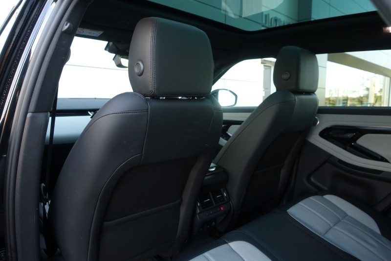 2022 (72) LAND ROVER RANGE ROVER EVOQUE 1.5 P300e Evoque Edition 5dr Auto 4798443