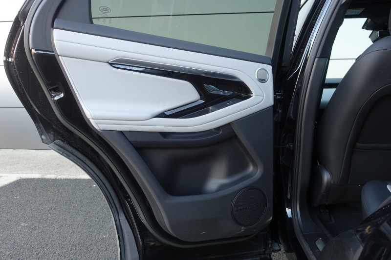 2022 (72) LAND ROVER RANGE ROVER EVOQUE 1.5 P300e Evoque Edition 5dr Auto 4798442