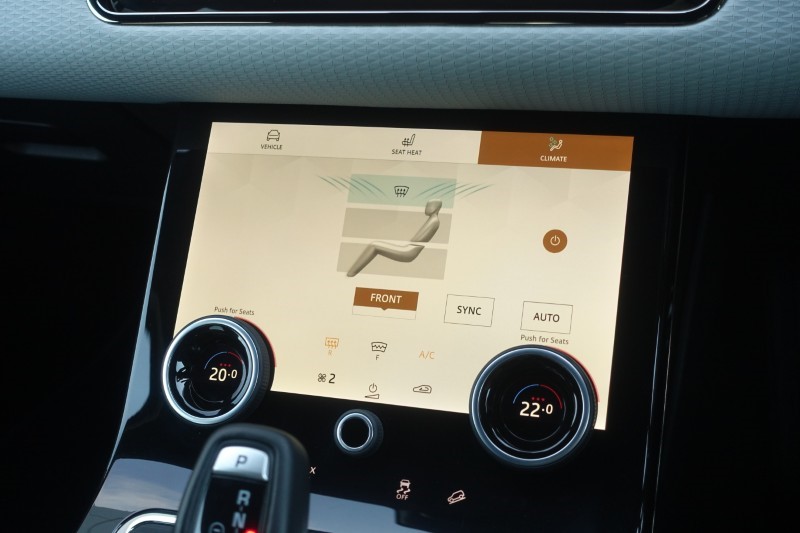 2022 (72) LAND ROVER RANGE ROVER EVOQUE 1.5 P300e Evoque Edition 5dr Auto 4798430