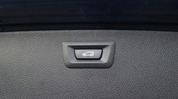 2017 (17) BMW 3 SERIES 320d xDrive M Sport 5dr 4802768