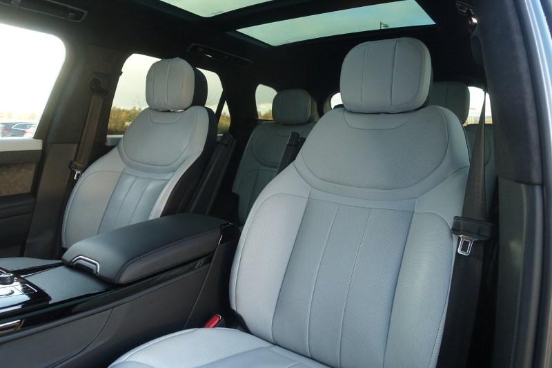 2022 (72) LAND ROVER RANGE ROVER SPORT 3.0 D350 First Edition 5dr Auto 4780424