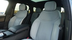 2022 (72) LAND ROVER RANGE ROVER SPORT 3.0 D350 First Edition 5dr Auto 4780424