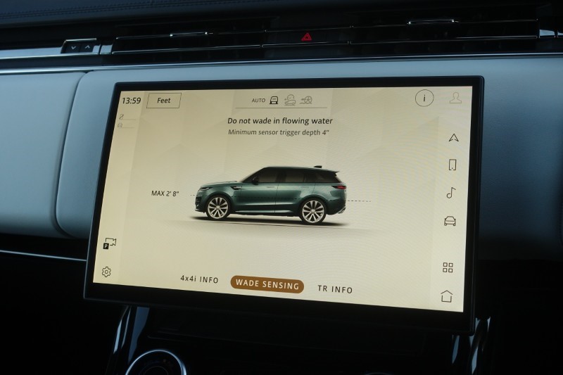 2022 (72) LAND ROVER RANGE ROVER SPORT 3.0 D350 First Edition 5dr Auto 4780401