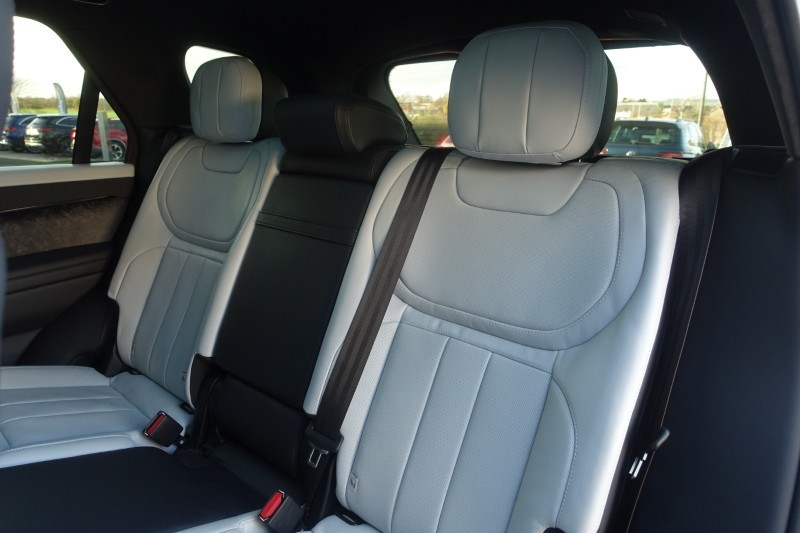 2022 (72) LAND ROVER RANGE ROVER SPORT 3.0 D350 First Edition 5dr Auto 4780420