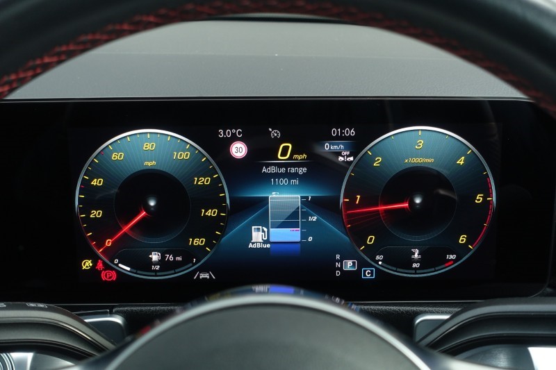 2023 (73) MERCEDES-BENZ GLB 220d  AMG Line Premium Plus Night Edition 4MATIC 5dr 8G-Tronic 4801977