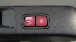 2023 (73) MERCEDES-BENZ GLB 220d AMG Line Premium Plus Night Edition 4MATIC 5dr 8G-Tronic 4801994