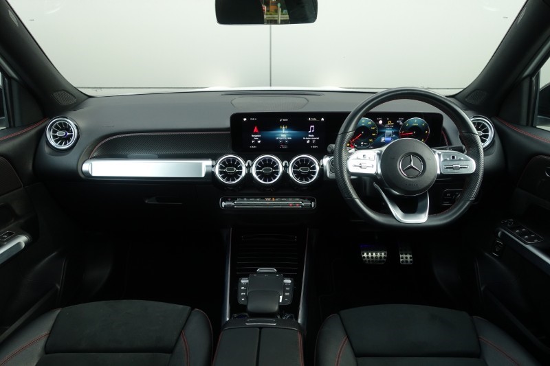 2023 (73) MERCEDES-BENZ GLB 220d  AMG Line Premium Plus Night Edition 4MATIC 5dr 8G-Tronic 4801971