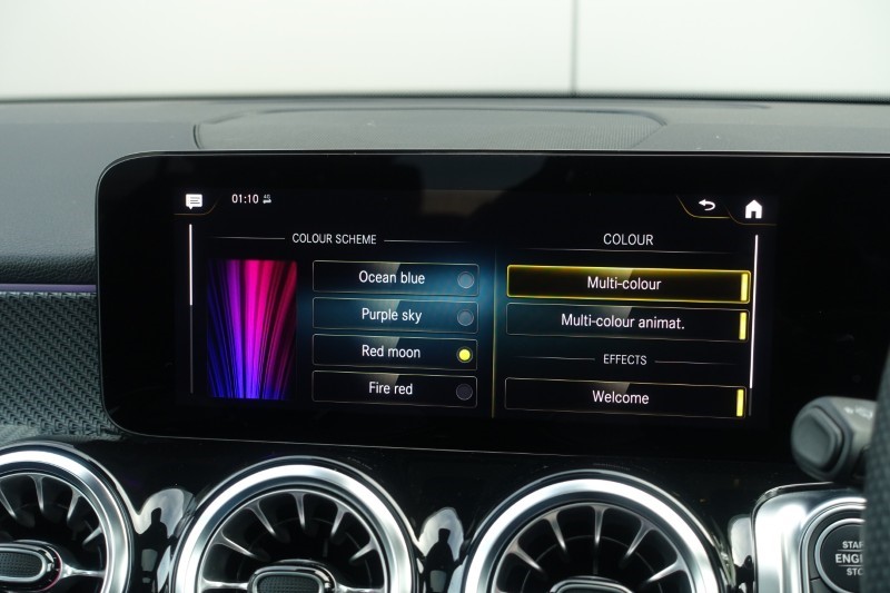 2023 (73) MERCEDES-BENZ GLB 220d  AMG Line Premium Plus Night Edition 4MATIC 5dr 8G-Tronic 4802000