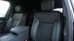 2024 (24) LAND ROVER COMMERCIAL DISCOVERY 3.0 D300 Dynamic HSE Commercial Auto 4807168