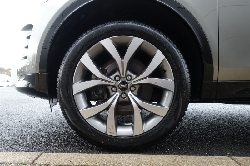 2024 (74) LAND ROVER DISCOVERY SPORT 2.0 D200 Dynamic HSE 5dr Auto [7 Seat] 4869410