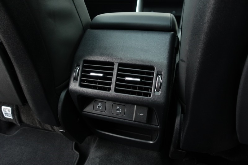 2024 (74) LAND ROVER DISCOVERY SPORT 2.0 D200 Dynamic HSE 5dr Auto [7 Seat] 4869398