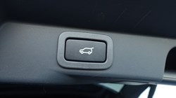 2020 (20) LAND ROVER RANGE ROVER SPORT 5.0 V8 S/C 575 SVR 5dr Auto 4812315