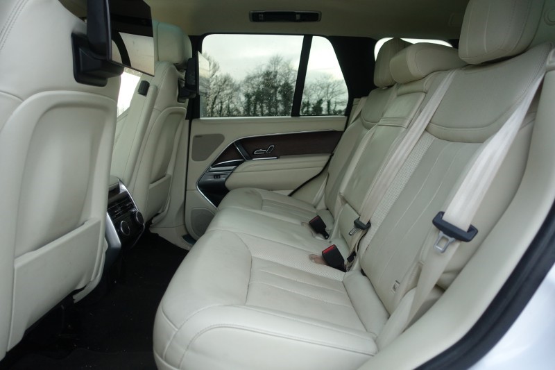 2022 (72) LAND ROVER RANGE ROVER 3.0 D350 SE 4dr Auto 4852290