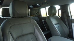 2021 (21) LAND ROVER DEFENDER 3.0 D250 SE 110 5dr Auto 4813447