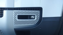 2021 (21) LAND ROVER DEFENDER 3.0 D250 SE 110 5dr Auto 4813434