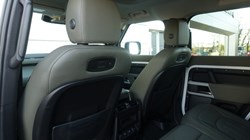 2021 (21) LAND ROVER DEFENDER 3.0 D250 SE 110 5dr Auto 4813457