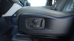 2021 (21) LAND ROVER DEFENDER 3.0 D250 SE 110 5dr Auto 4813462