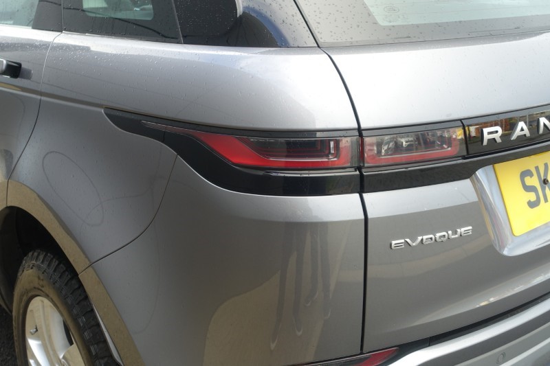 2021 (71) LAND ROVER RANGE ROVER EVOQUE 2.0 D200 SE 5dr Auto 4860602