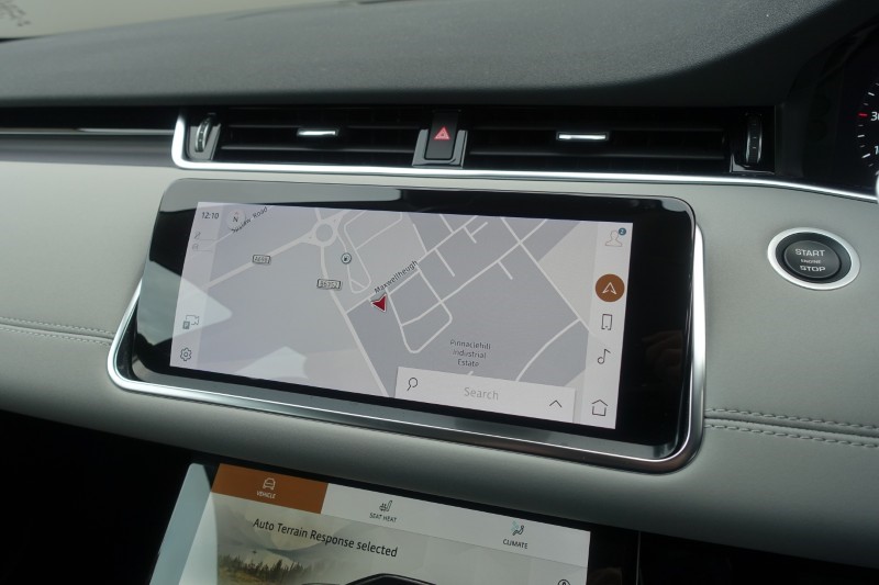 2021 (71) LAND ROVER RANGE ROVER EVOQUE 2.0 D200 SE 5dr Auto 4860594