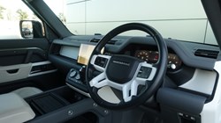 2023 (23) LAND ROVER DEFENDER 3.0 D250 HSE 110 5dr Auto 4852830